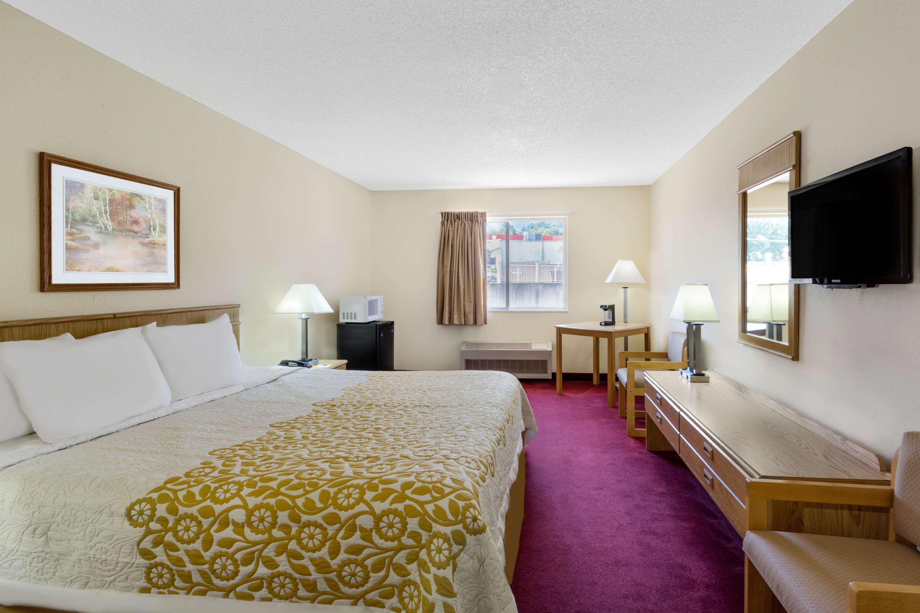 Days Inn By Wyndham Jackson Exterior photo