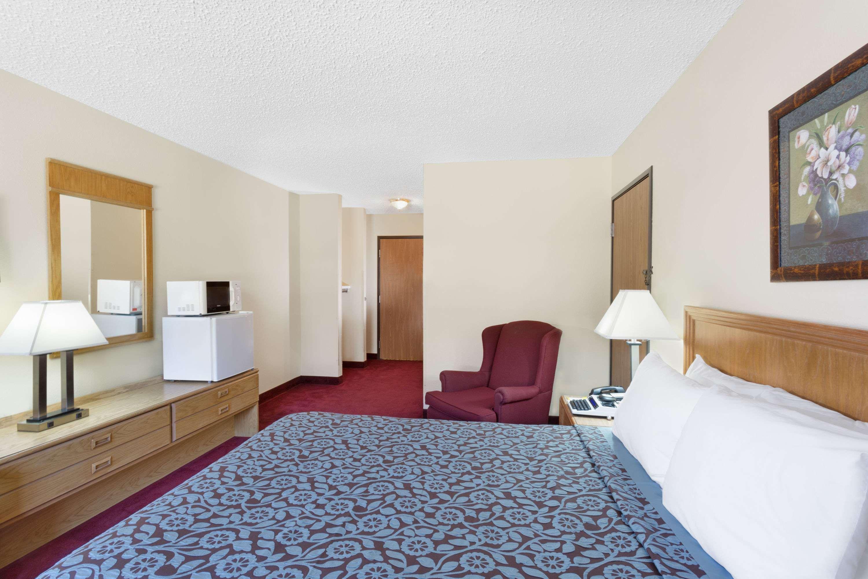 Days Inn By Wyndham Jackson Exterior photo