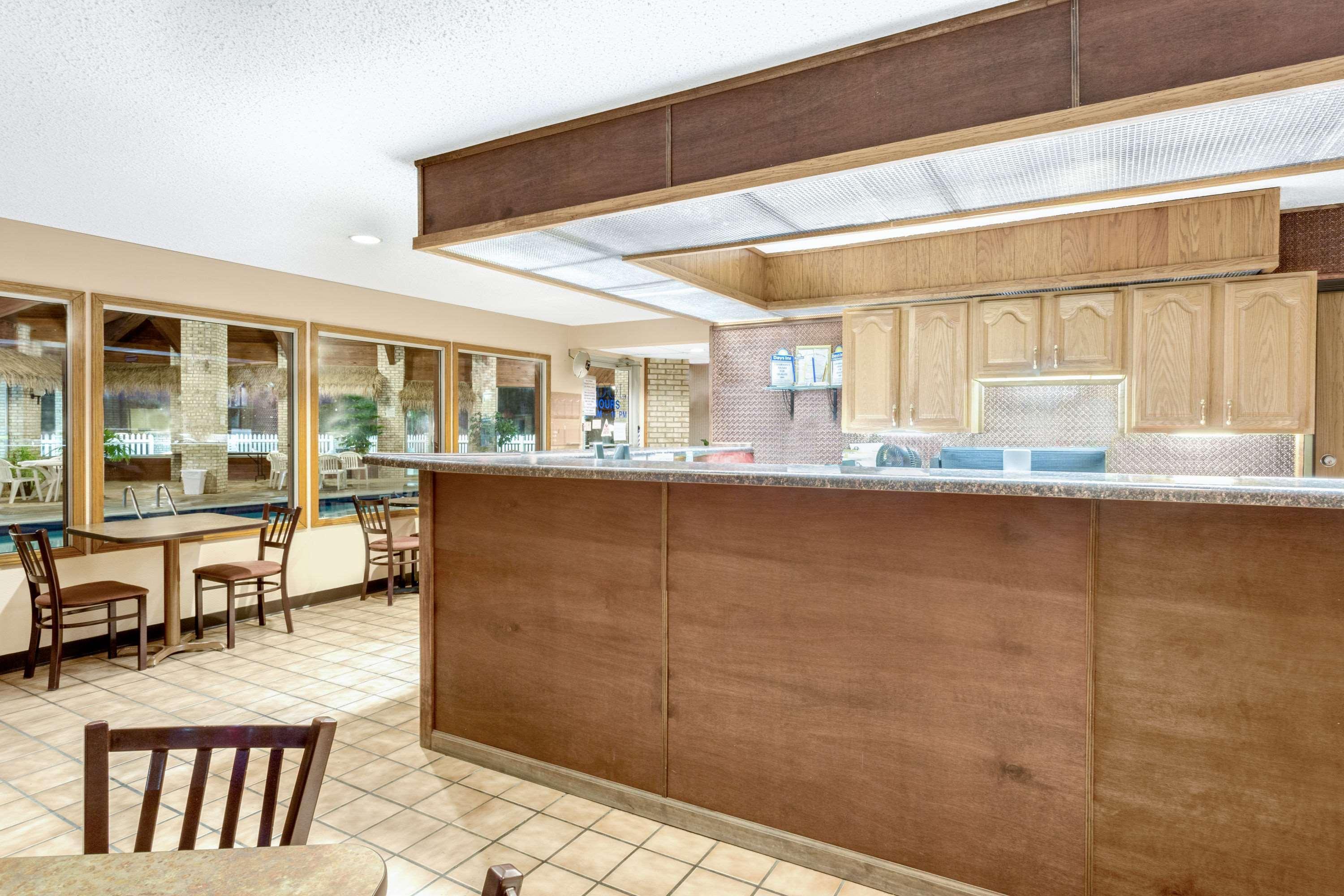 Days Inn By Wyndham Jackson Exterior photo